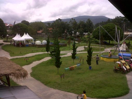 Bandung Lembang Ciwidey Angklung udjo 4D3N